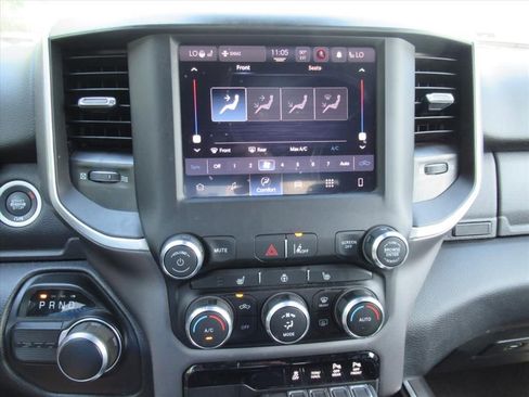 Used 2022 RAM 1500 Big Horn w/ Night Edition RWD image 26