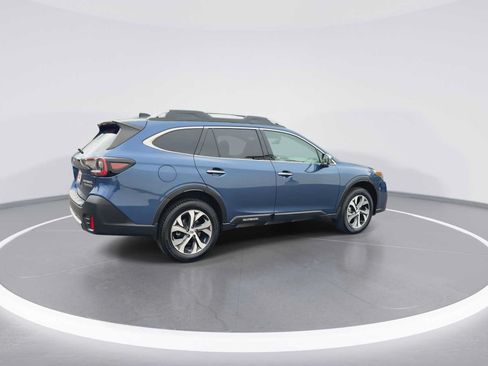 Used 2020 Subaru Outback Touring XT AWD/4WD image 8