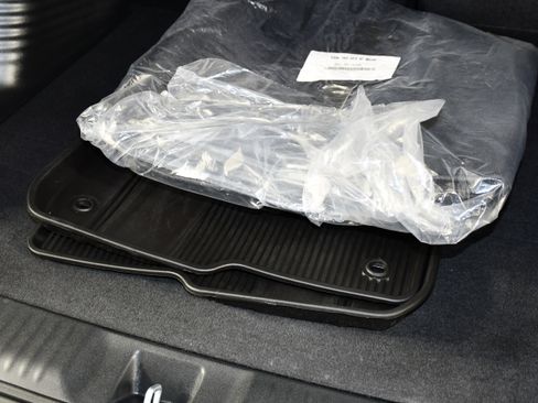 Certified 2025 Honda HR-V Sport image 49