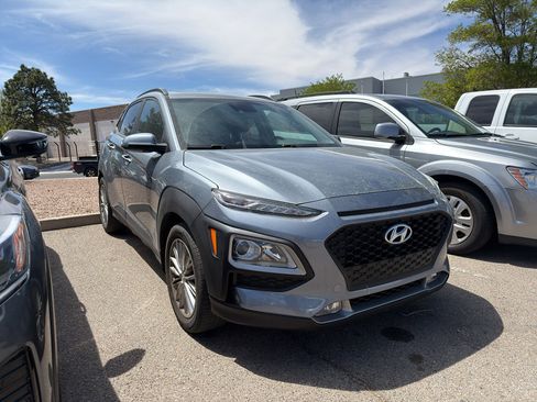 Used 2021 Hyundai Kona SEL Plus image 3