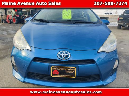 Used 2012 Toyota Prius C Two FWD image 1