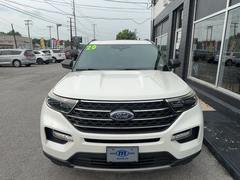 Used 2020 Ford Explorer XLT w/ Equipment Group 202A AWD/4WD image 5