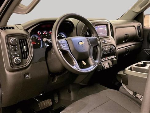 Used 2020 Chevrolet Silverado 1500 Custom w/ Custom Value Package AWD/4WD image 12