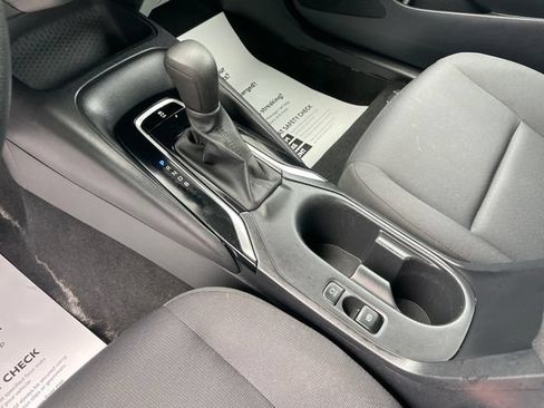 Used 2024 Toyota Corolla LE FWD image 25