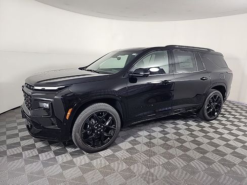 New 2026 Chevrolet Traverse RS w/ LPO, Floor Liner Package image 5