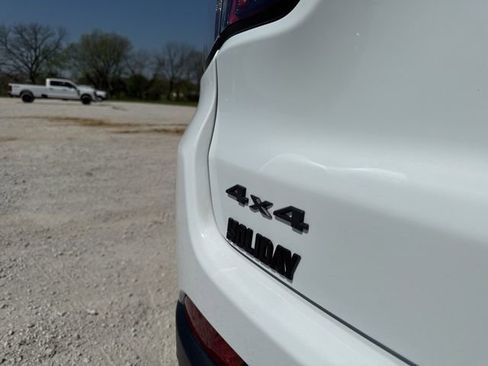 Used 2025 Jeep Compass Trailhawk AWD/4WD image 10