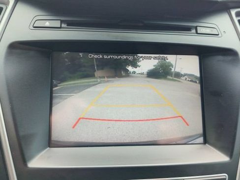 Used 2018 Hyundai Santa Fe Sport w/ 2.4L Value Package 02 AWD/4WD image 18