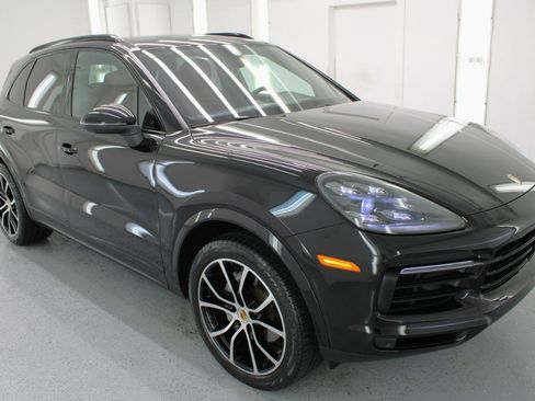 Used 2019 Porsche Cayenne AWD/4WD image 11