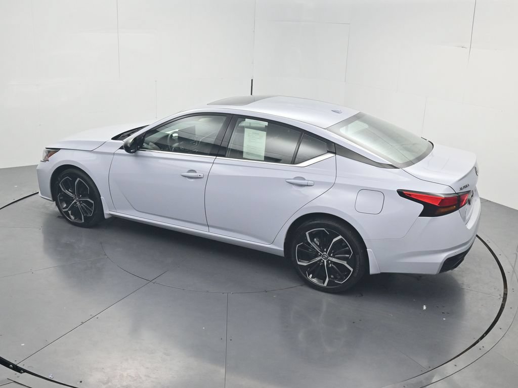 Used 2024 Nissan Altima 2.5 SR w/ SR Premium Package AWD/4WD image 52