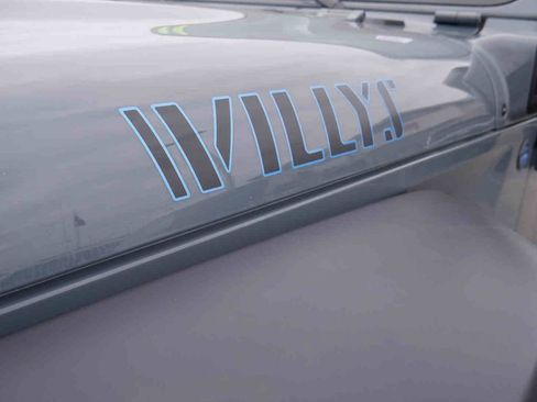 Used 2024 Jeep Wrangler Unlimited image 14