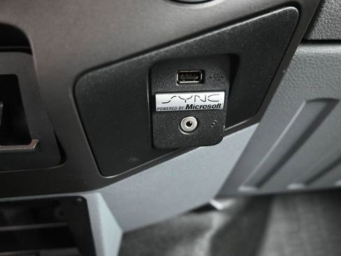 Used 2015 Ford F250 XL w/ Power Equipment Group AWD/4WD image 14