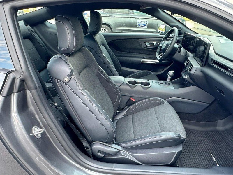 Used 2026 Ford Mustang Coupe RWD image 13