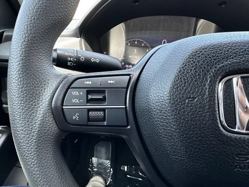 Used 2023 Honda Accord EX image 30