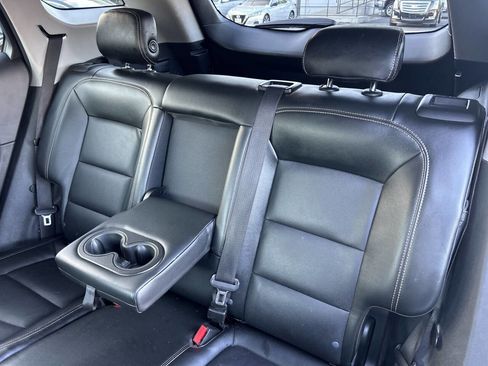 Used 2020 GMC Terrain SLT image 17