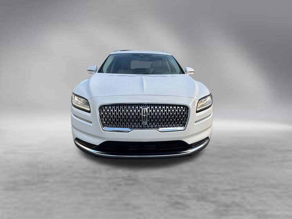 Used 2023 Lincoln Nautilus FWD w/ Premium Package image 9