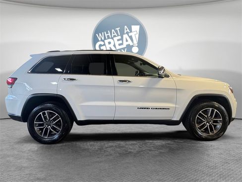 Used 2020 Jeep Grand Cherokee Limited w/ Premium Lighting Group image 2