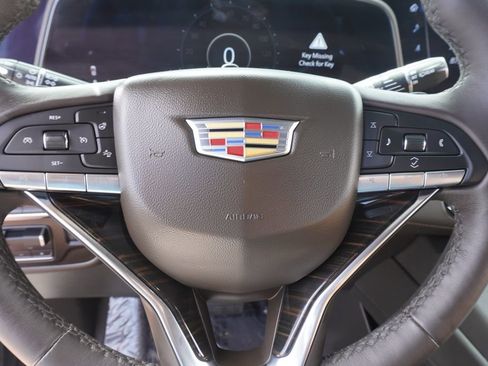 Certified 2023 Cadillac Escalade Premium Luxury w/ Performance Package image 19