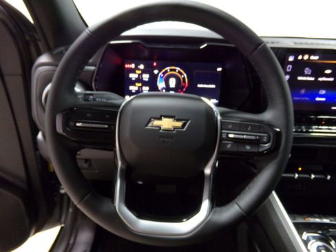 New 2025 Chevrolet Colorado LT w/ LT Convenience Package image 23