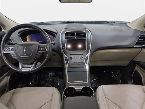 Used 2019 Lincoln Nautilus Reserve w/ Driver Assistance Package image 10