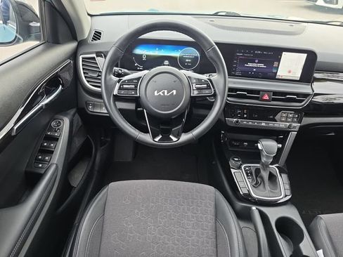 Certified 2024 Kia Seltos S FWD image 8