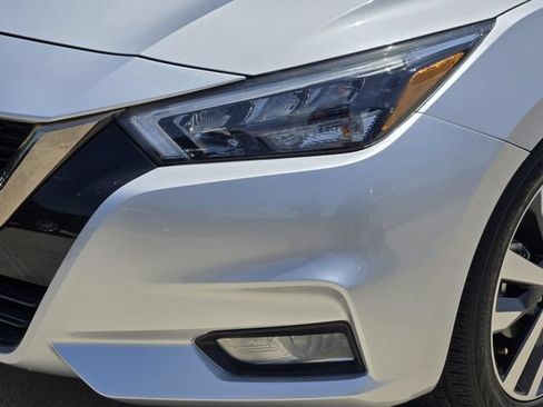 Used 2020 Nissan Versa SR w/ Convenience Package FWD image 7