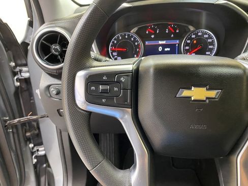 Used 2025 Chevrolet Blazer LT FWD image 32
