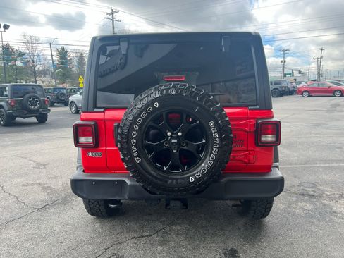 Used 2021 Jeep Wrangler Unlimited Sport image 8