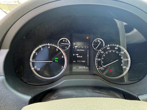Used 2023 Lexus GX 460 Premium w/ Premium Package AWD/4WD image 17
