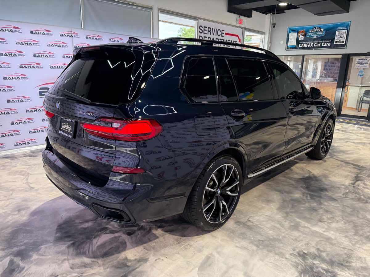 Used 2022 BMW X7 xDrive40i w/ M Sport Package AWD/4WD image 6