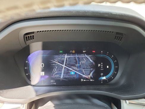 Certified 2022 Volvo XC60 B5 Momentum image 21