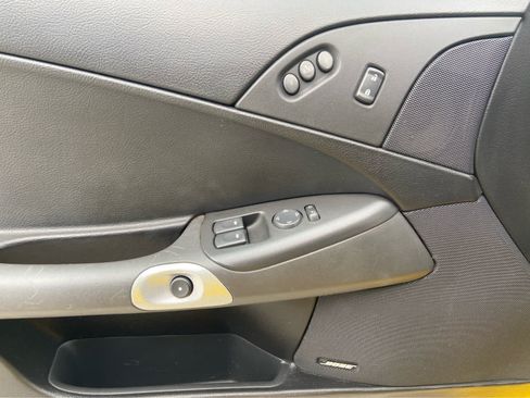 Used 2006 Chevrolet Corvette Z06 RWD image 19