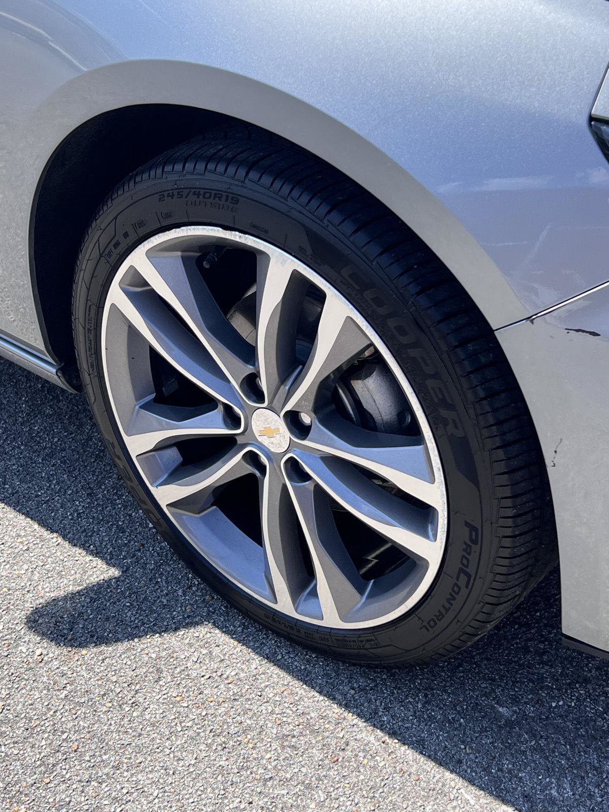 Used 2025 Chevrolet Malibu LT FWD image 34