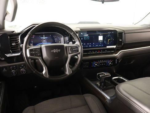Used 2024 Chevrolet Silverado 1500 LT Trail Boss w/ Protection Package AWD/4WD image 2