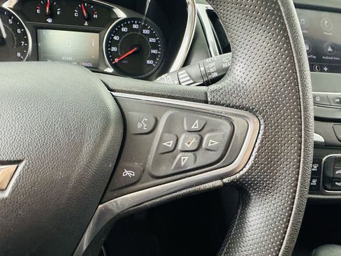 Used 2023 Chevrolet Equinox LT FWD image 11