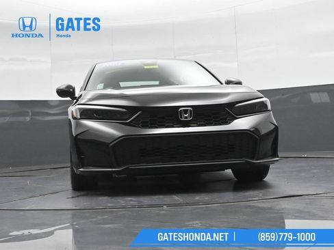 Used 2025 Honda Civic Sport image 36