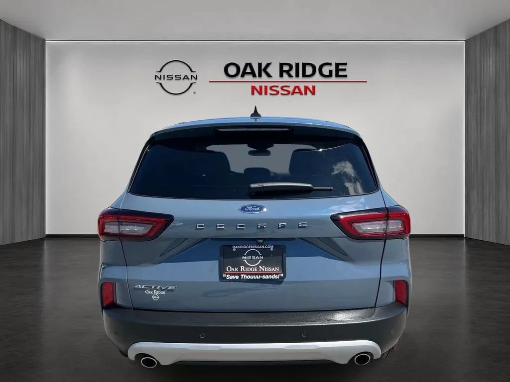 Used 2025 Ford Escape Active w/ Tech Pack #1 FWD image 4
