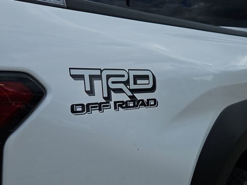 New 2026 Toyota Tacoma TRD Off-Road AWD/4WD image 4
