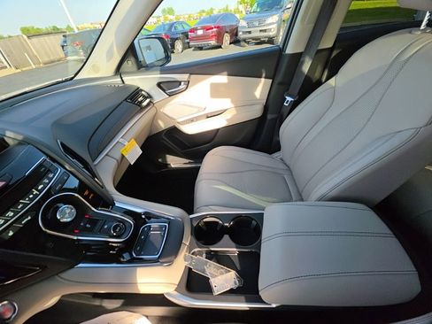 Certified 2025 Acura RDX SH-AWD w/ Technology Package image 25