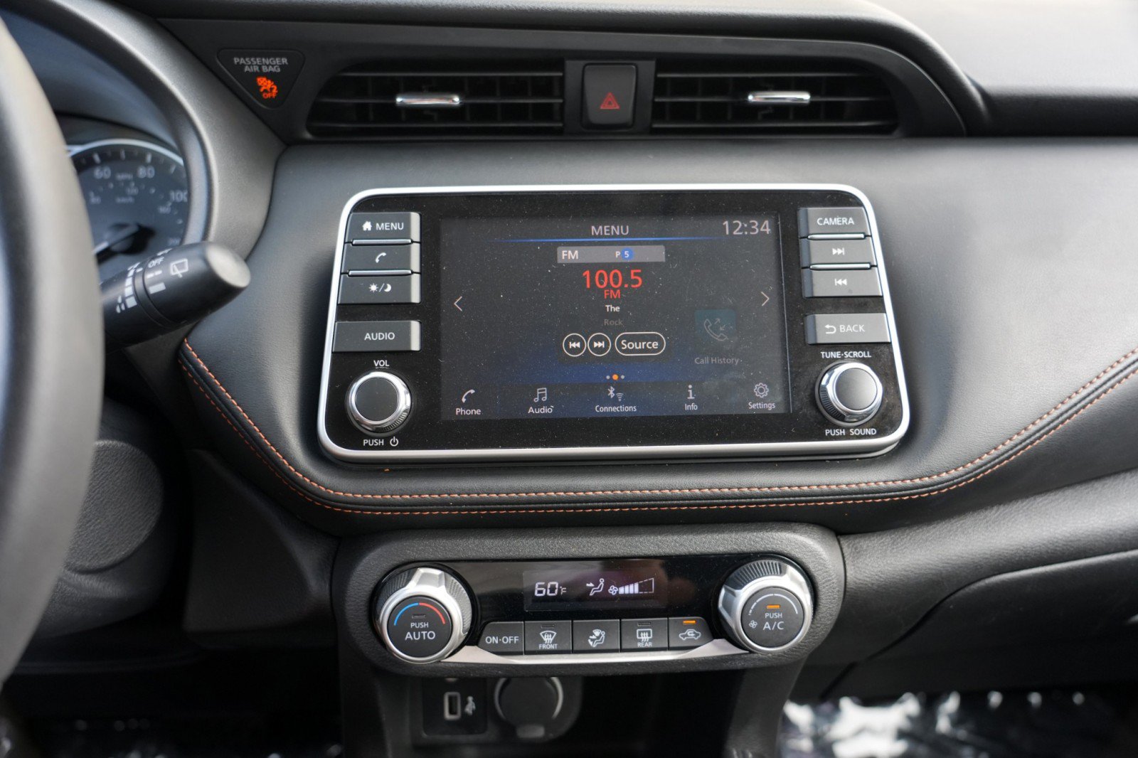 Used 2020 Nissan Kicks SR FWD image 20