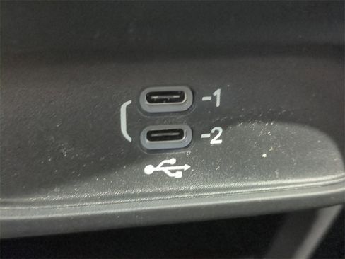 New 2026 Chrysler Pacifica Select image 23