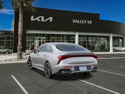 New 2025 Kia K5 GT-Line image 4
