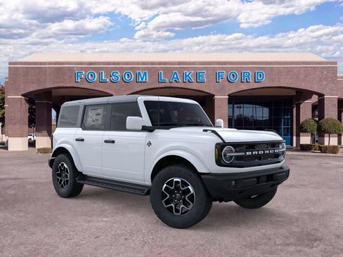 New 2026 Ford Bronco Outer Banks AWD/4WD image 7