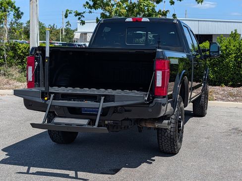 Certified 2022 Ford F250 Lariat w/ Tremor Off-Road Package image 13