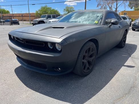 Used 2016 Dodge Challenger SXT Plus RWD image 7
