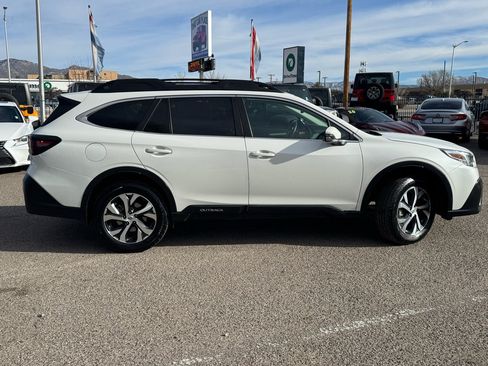 Used 2020 Subaru Outback Limited image 9