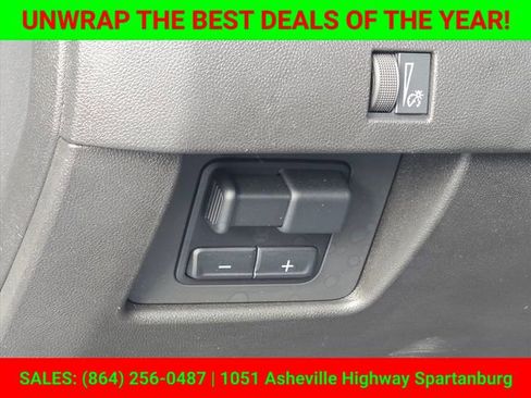 New 2024 Chevrolet Colorado LT w/ LT Convenience Package II image 23