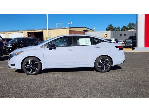 New 2025 Nissan Versa SR w/ Trunk Package image 2