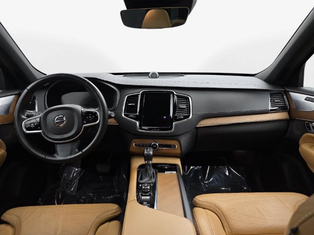 Used 2018 Volvo XC90 T6 Inscription w/ Convenience Package AWD/4WD image 13
