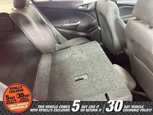 Used 2018 Chevrolet Cruze LT w/ Convenience Package image 18