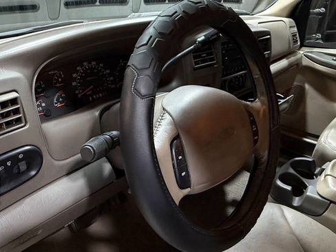 Used 2001 Ford Excursion Limited image 61